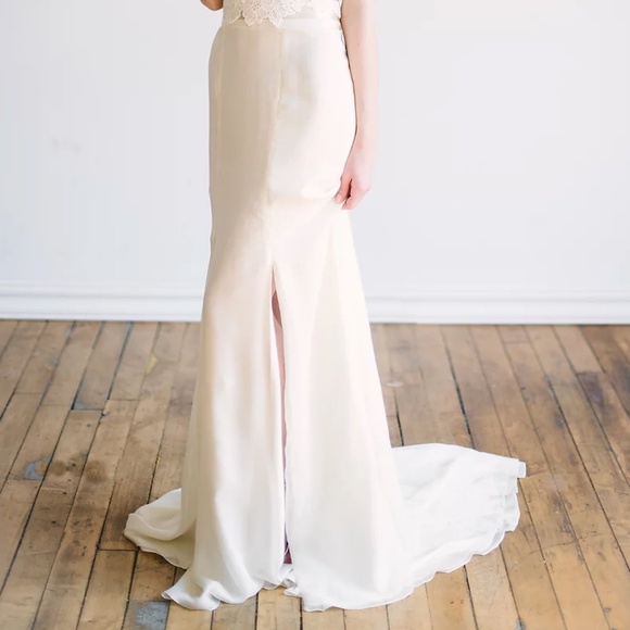 NWT: Jaclyn Jordan NYC Silk Poppy Wedding Skirt - Picture 1 of 2